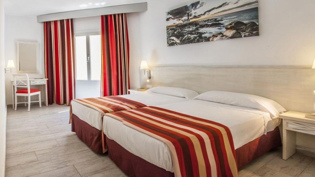 Marinda Garden Aparthotel Cala en Bosch Εξωτερικό φωτογραφία